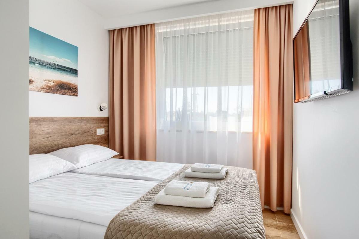 Apartament Przy Plazy / Klifowa Реваль Экстерьер фото