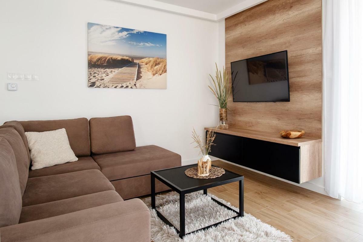 Apartament Przy Plazy / Klifowa Реваль Экстерьер фото